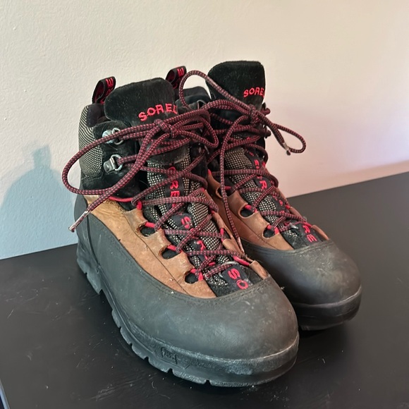 Sorel Vintage Brown Boots Size 9 - Picture 8 of 8